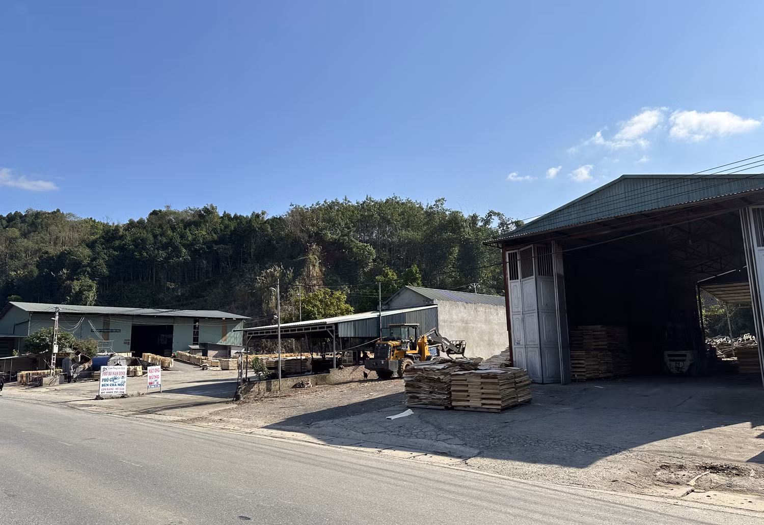 Khu tiểu thu công nghiệp xã Bản Phiệt đang vướng mắc quy hoạch chi tiết nên chưa thể giải quyết việc xây dựng không phù hợp.JPG