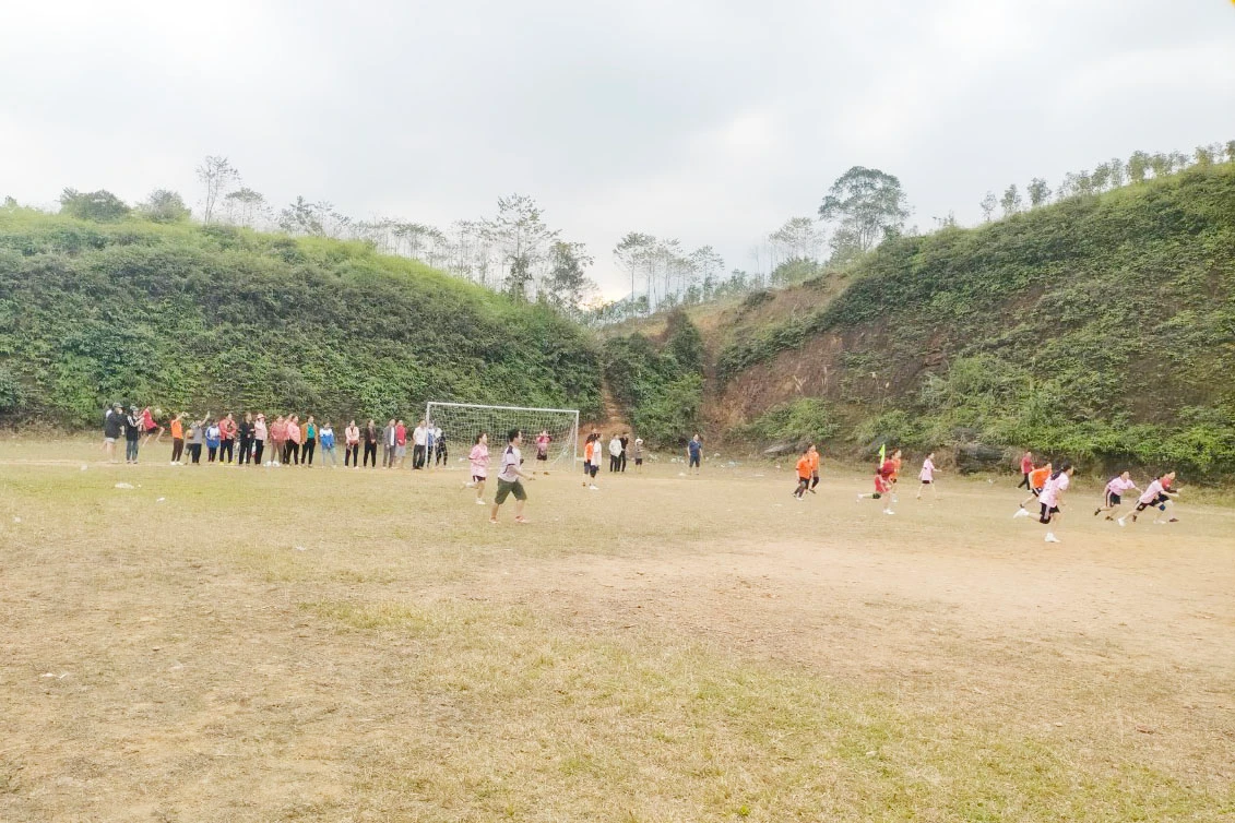 Không chỉ bóng đá nam, bóng đá nữ của xã Nghĩa Đô cũng rất sôi động.