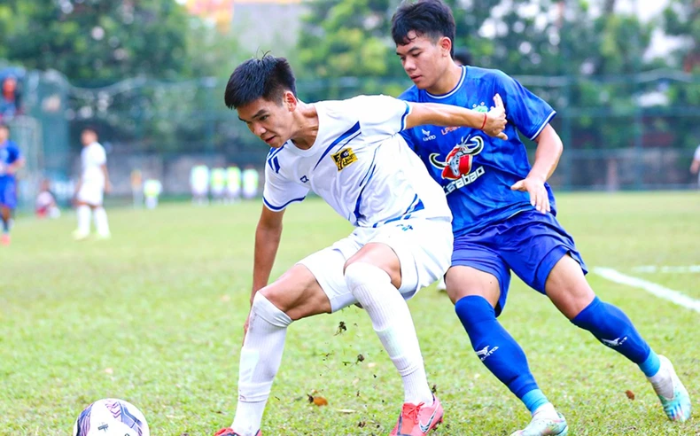 Hoàng Anh Gia Lai giành tấm vé cuối cùng vào bán kết Giải vô địch U19 quốc gia 2024.