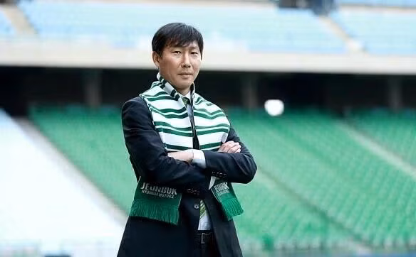 HLV Kim Sang-sik nộp đơn ứng cử dẫn dắt tuyển Việt Nam.