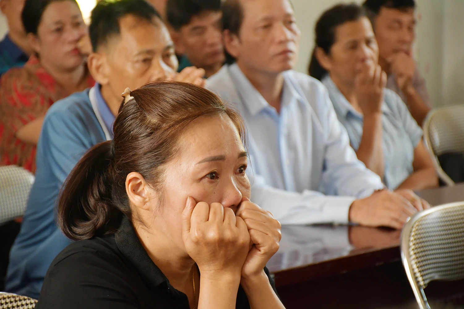 Những giọt nước mắt tiếc thương vô hạn.