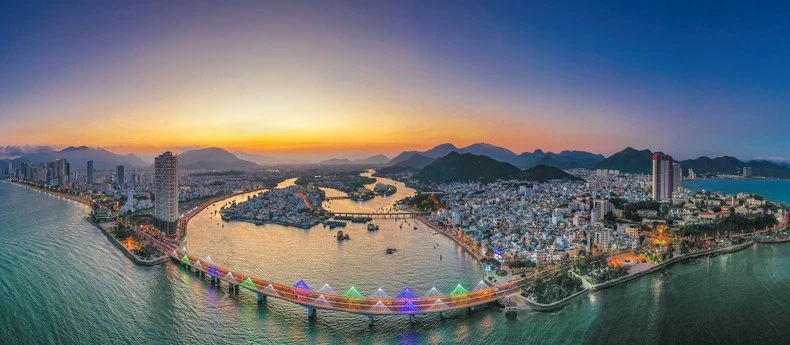 Tác phẩm trưng bày tại Triển lãm.