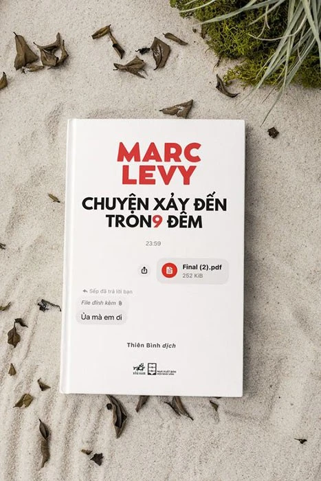 “Chuyện xảy đến trong đêm”- thiết kế bìa Chie Allaire, giải Thiết kế sáng tạo.