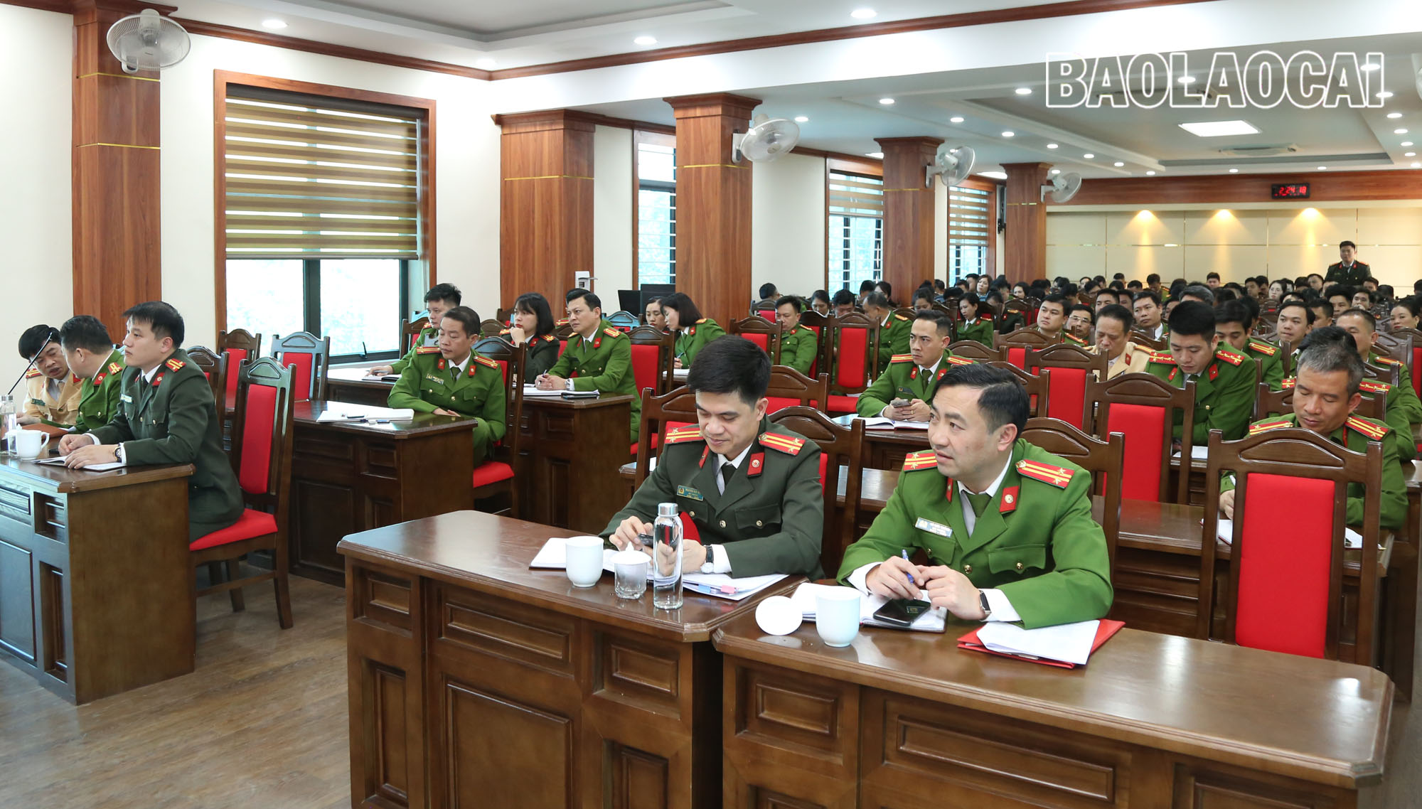 Các đại biểu dự cuộc họp. A3.jpg