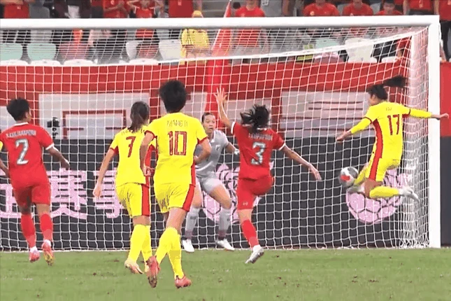 Trung Quốc chỉ thắng Thái Lan 3-0 nên đang thất thế ở cuộc đua giành vé đi tiếp.