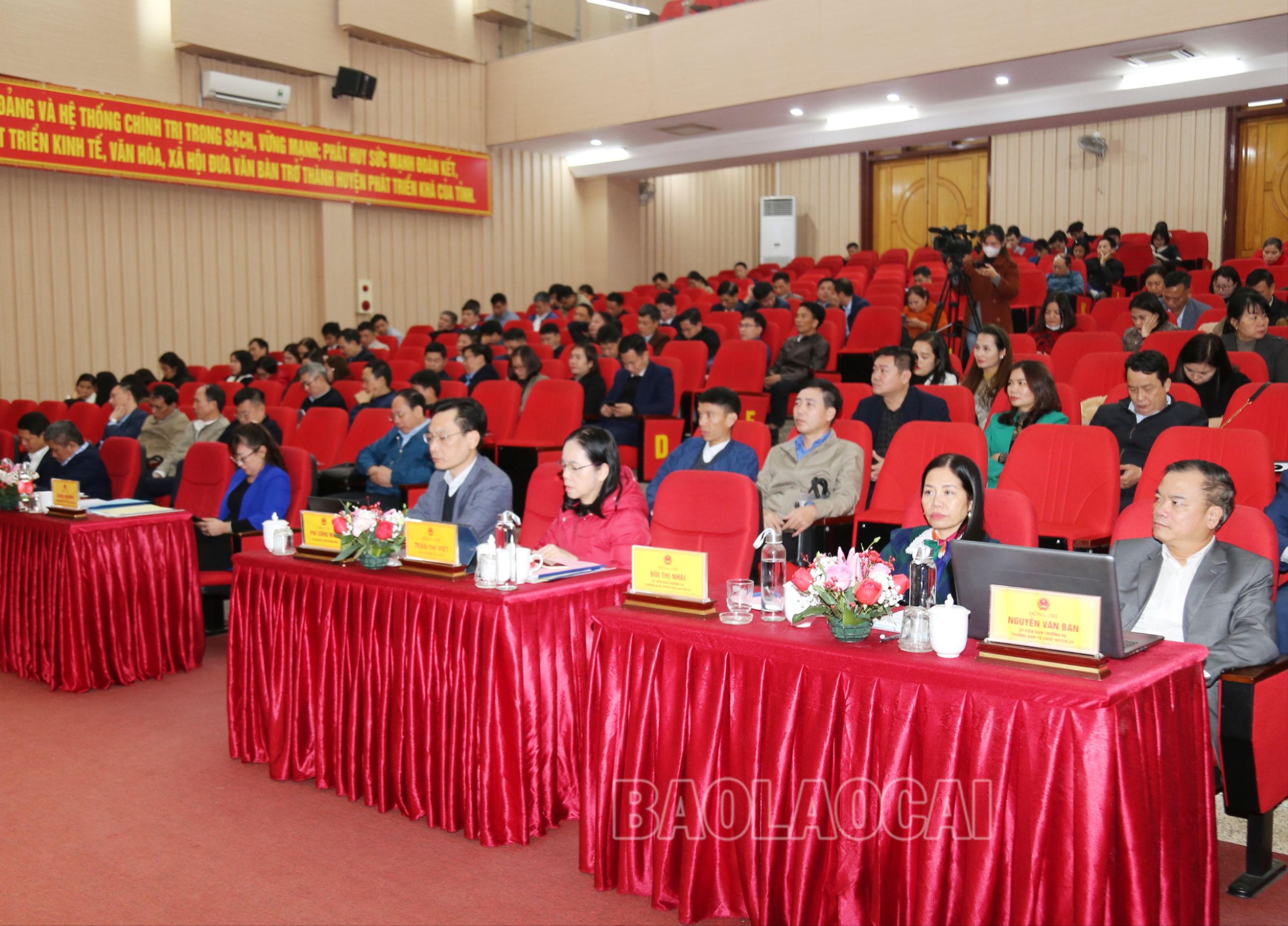 Đại biểu dự hội nghị. 0104-924-4239.jpg