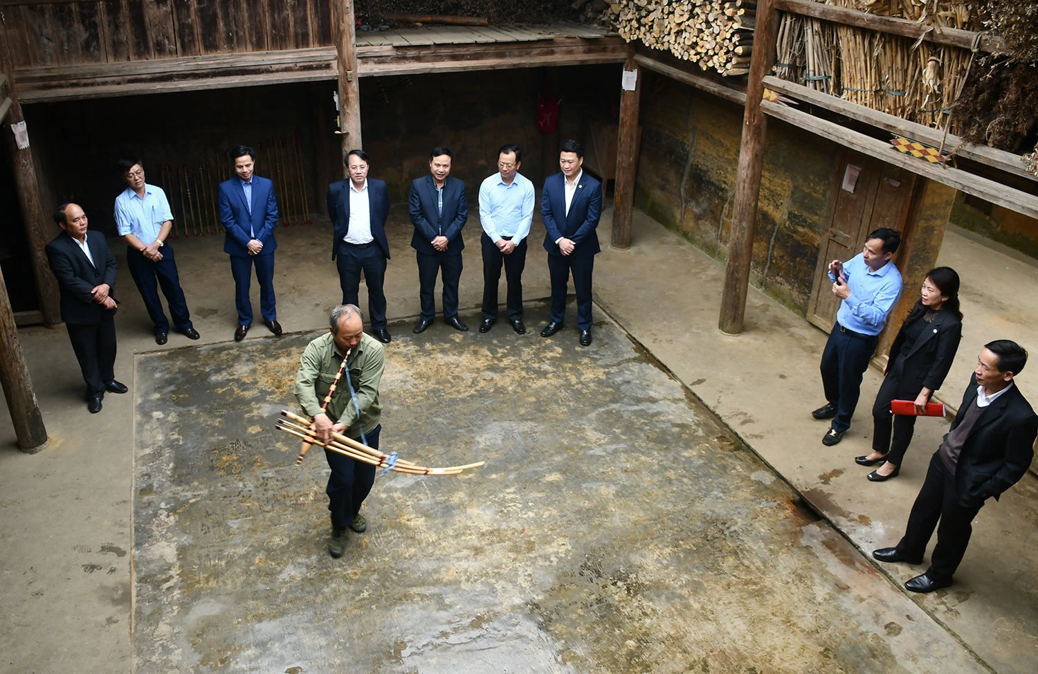 Căn nhà của ông Giàng A Ly, thôn Mào Sao Phìn được nhiều người biết đến.jpg