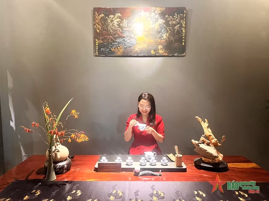 Không gian thưởng trà.