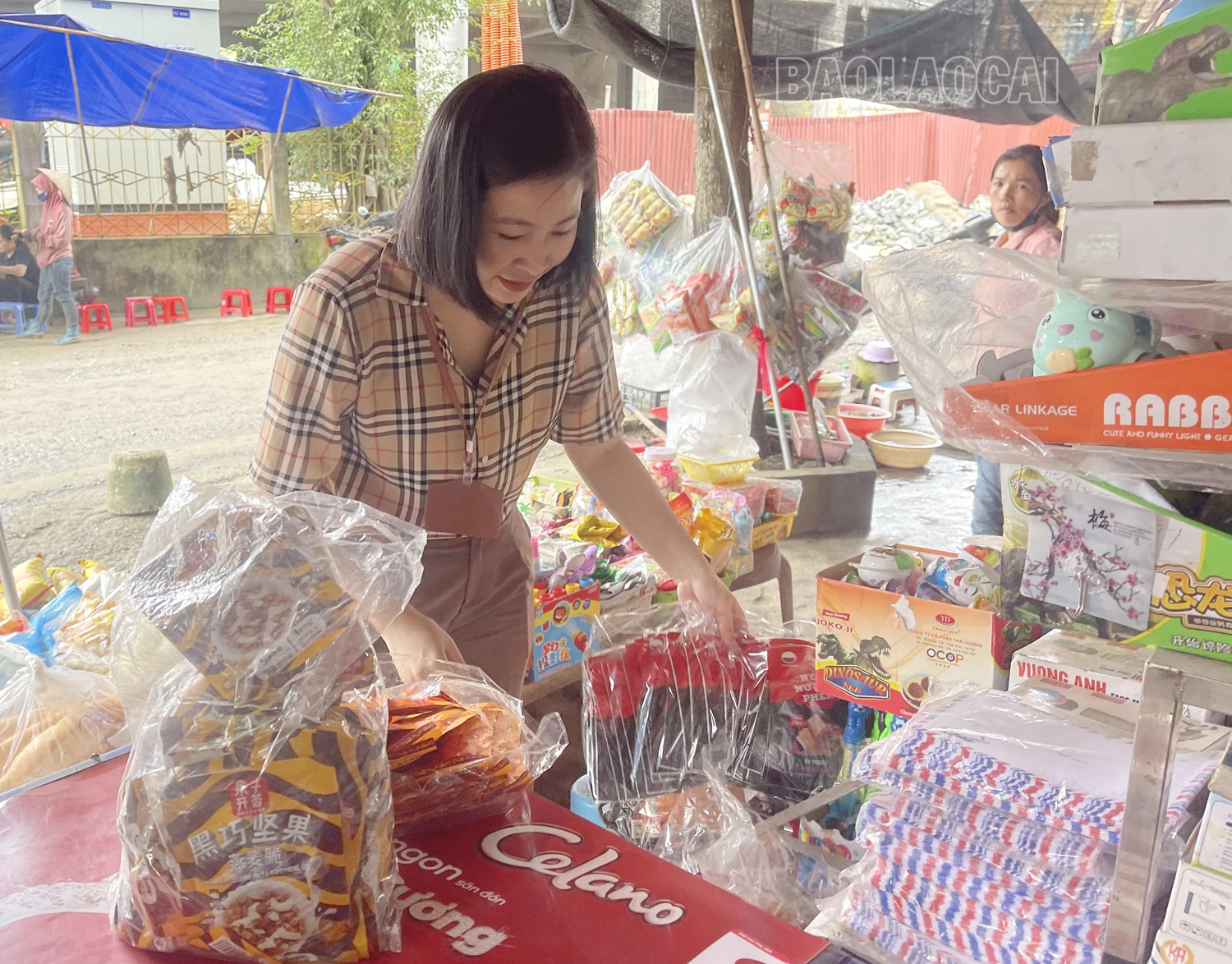 thu hang xuan quang.jpg