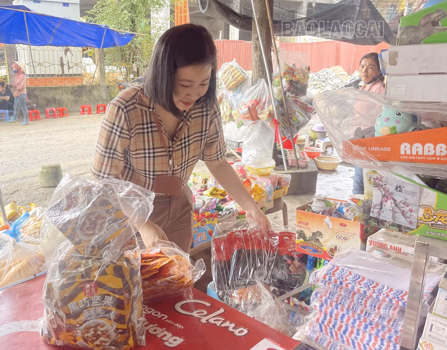 thu hang xuan quang.jpg