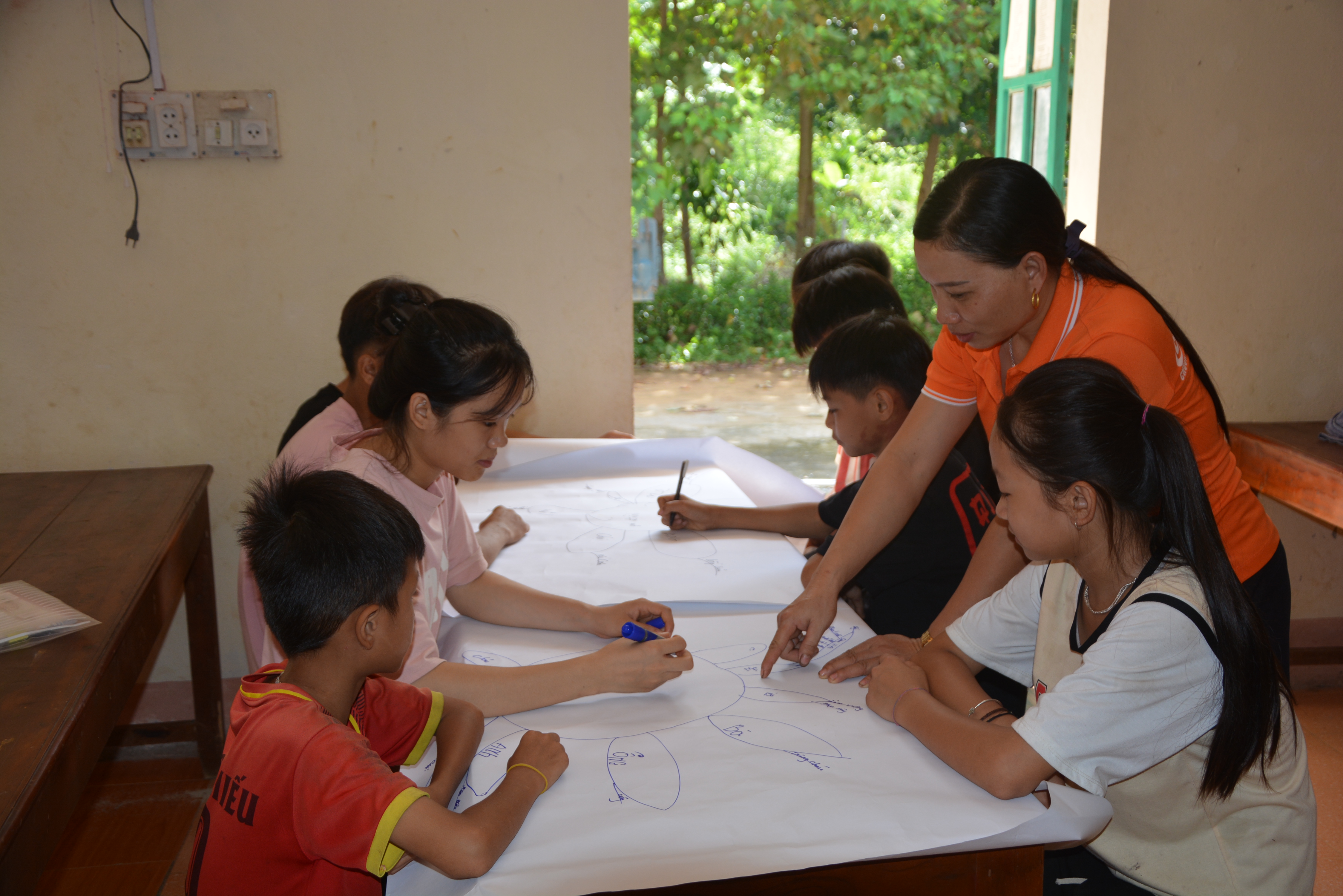 Hoạt động của Câu lạc bộ "Thủ lĩnh của sự thay đổi" đang góp phần tạo ra thay đổi bước đầu, góp phần xóa bỏ định kiến về giới tại thôn Trà Trẩu. DSC_8873.JPG