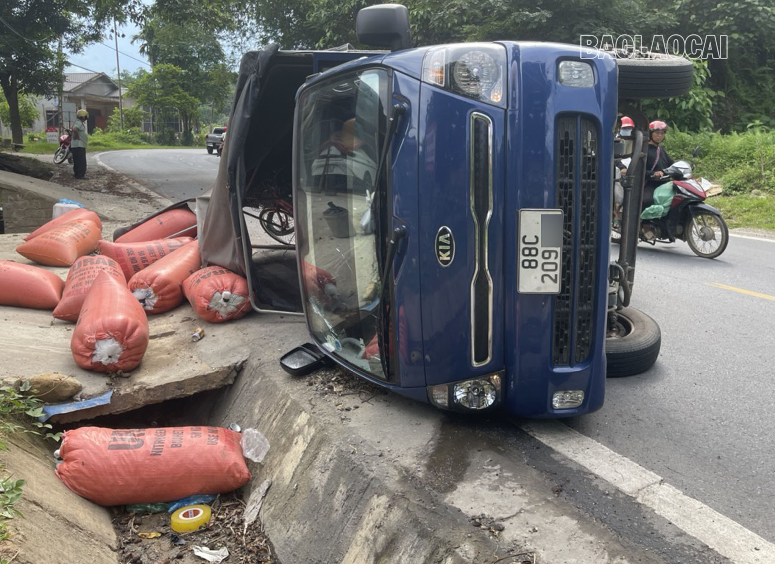 Nguyên nhân ban đầu được xác định do xe mất phanh. A4.jpg