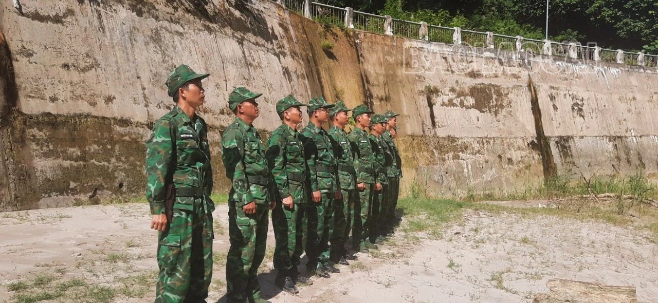 Các đơn vị biên phòng cũng bố trí lực lượng, tăng cường công tác tuần tra, kiểm soát bảo vệ biên giới.