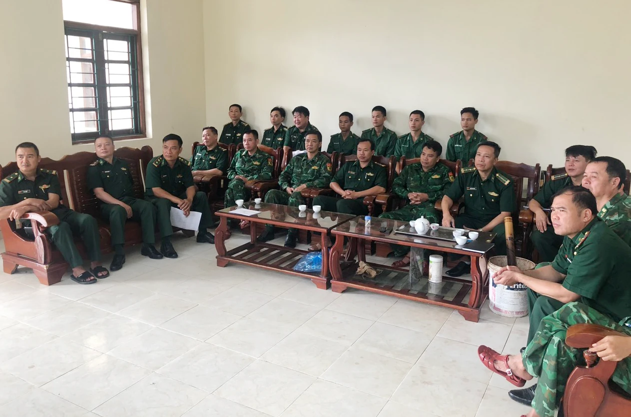 Căn cứ điều kiện thực tế, các đơn vị tổ chức cho cán bộ, chiến sĩ xem trực tiếp lễ viếng đồng chí Tổng Bí thư Nguyễn Phú Trọng với hình thức linh hoạt, phù hợp.