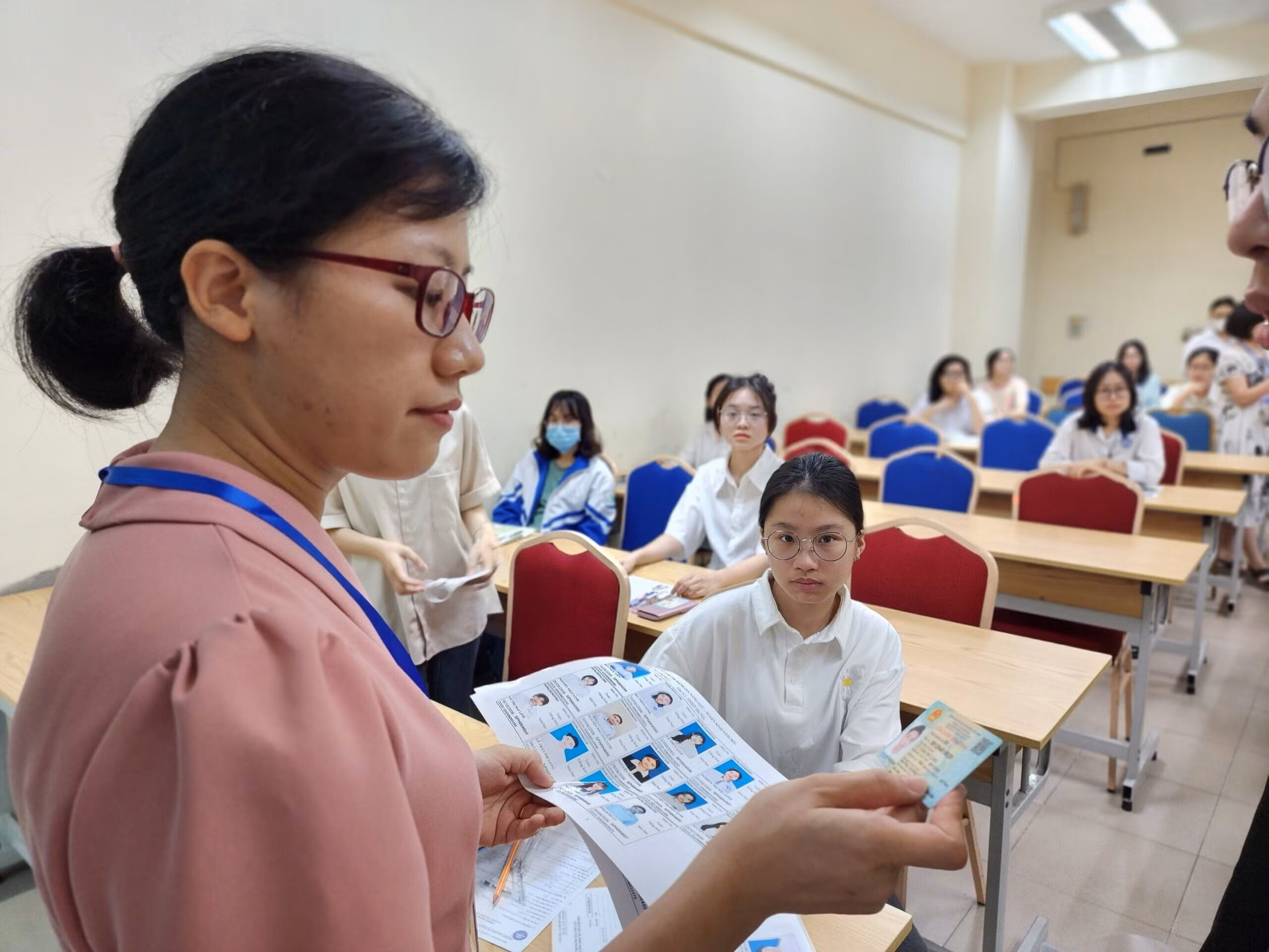 Đề thi tốt nghiệp THPT 2024 cần mức độ phân hóa phù hợp.