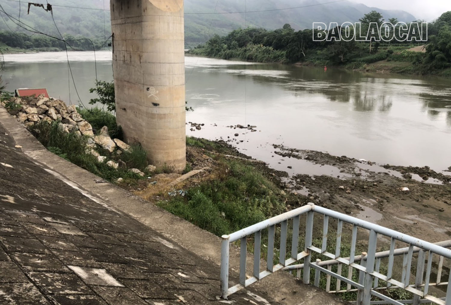 Khu vực phát hiện thi thể chị Vũ Thị Đ. Nan nhan 1.jpg