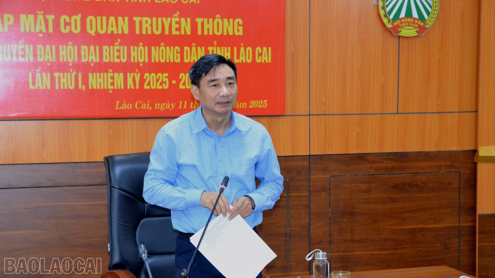 Đồng chí Nguyễn Chương Phát - Chủ tịch Hội Nông dân tỉnh Lào Cai phát biểu tại buổi gặp mặt.