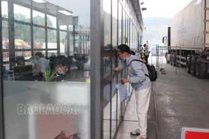 Bài 1: Tạo đột phá phục vụ xuất - nhập khẩu
