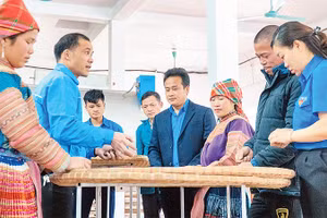 Mường Khương thực hiện bình đẳng giới, giải quyết những vấn đề cấp thiết đối với phụ nữ và trẻ em