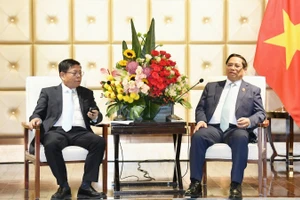Mong muốn Tập đoàn Thông tin tín hiệu đường sắt Trung Quốc hỗ trợ Việt Nam phát triển hệ thống đường sắt