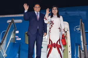 Thủ tướng Phạm Minh Chính lên đường dự Hội nghị WEF Davos 2024, thăm chính thức Hungary và Romania