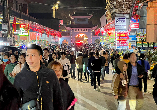 Lễ công bố Quyết định ghi danh Lễ hội Đền Đông Cuông vào Danh mục Di sản Văn hóa phi vật thể quốc gia và Khai mạc Lễ hội Đền Đông Cuông năm 2023 ảnh 30 Lễ công bố Quyết định ghi danh Lễ hội Đền Đông Cuông vào Danh mục Di sản Văn hóa phi vật thể quốc gia và Khai mạc Lễ hội Đền Đông Cuông năm 2023 ảnh 30