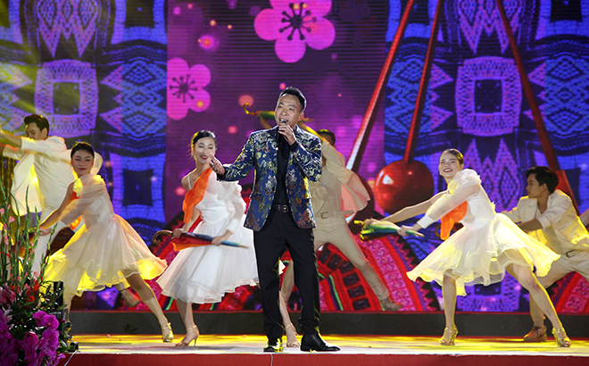 Lễ công bố Quyết định ghi danh Lễ hội Đền Đông Cuông vào Danh mục Di sản Văn hóa phi vật thể quốc gia và Khai mạc Lễ hội Đền Đông Cuông năm 2023 ảnh 10 Lễ công bố Quyết định ghi danh Lễ hội Đền Đông Cuông vào Danh mục Di sản Văn hóa phi vật thể quốc gia và Khai mạc Lễ hội Đền Đông Cuông năm 2023 ảnh 10