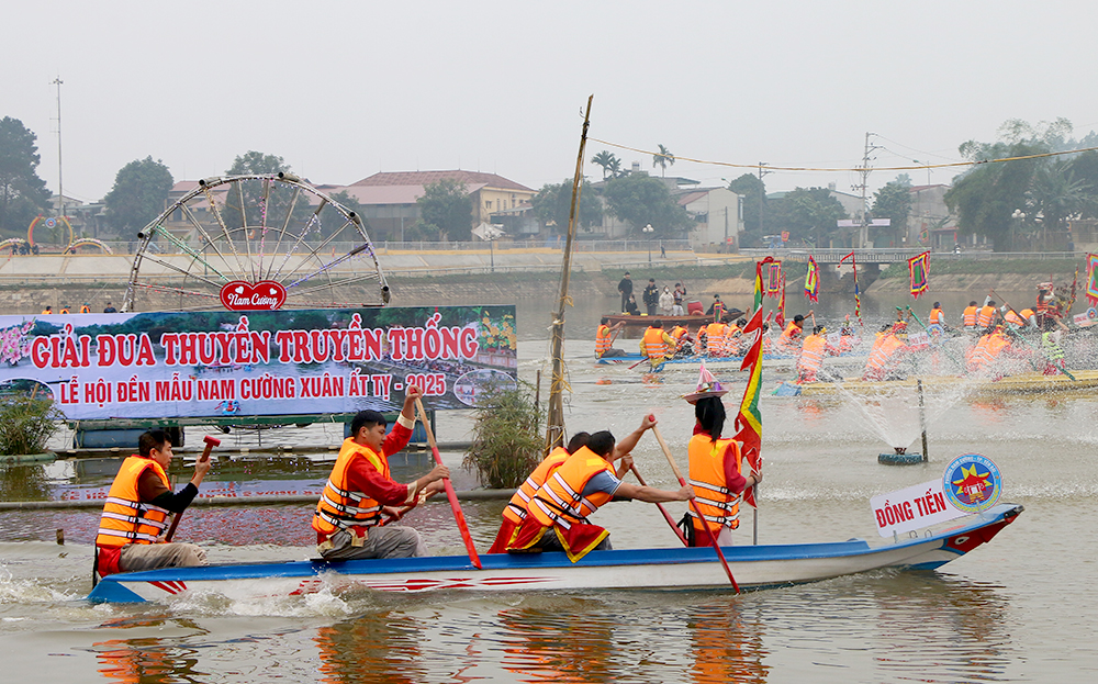 Đặc sắc Lễ hội Đền Mẫu Nam Cường ảnh 4 Đặc sắc Lễ hội Đền Mẫu Nam Cường ảnh 4