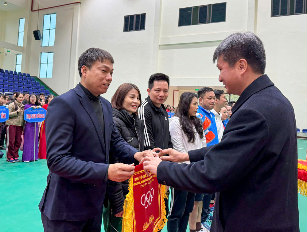 Yên Bái: 815 vận động viên tham gia Hội thi Thể thao “Mừng Đảng, mừng Xuân, mừng đất nước, quê hương đổi mới” năm 2025 ảnh 1 Yên Bái: 815 vận động viên tham gia Hội thi Thể thao “Mừng Đảng, mừng Xuân, mừng đất nước, quê hương đổi mới” năm 2025 ảnh 1