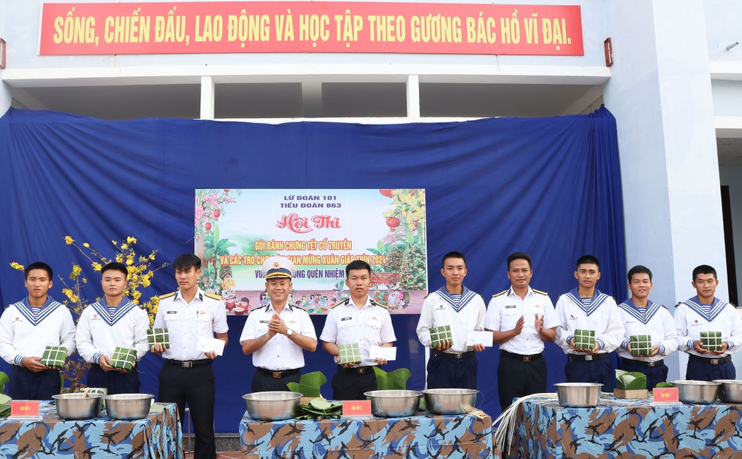 Sôi nổi hoạt động đón Tết ở các đơn vị quân đội, kiểm ngư ảnh 9 Sôi nổi hoạt động đón Tết ở các đơn vị quân đội, kiểm ngư ảnh 9