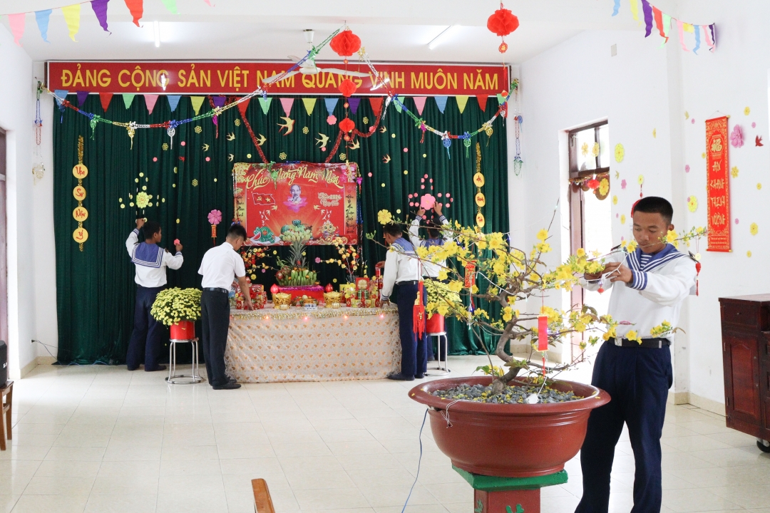 Sôi nổi hoạt động đón Tết ở các đơn vị quân đội, kiểm ngư ảnh 10 Sôi nổi hoạt động đón Tết ở các đơn vị quân đội, kiểm ngư ảnh 10
