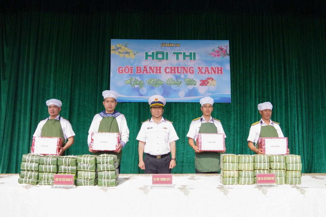 Sôi nổi hoạt động đón Tết ở các đơn vị quân đội, kiểm ngư ảnh 12 Sôi nổi hoạt động đón Tết ở các đơn vị quân đội, kiểm ngư ảnh 12