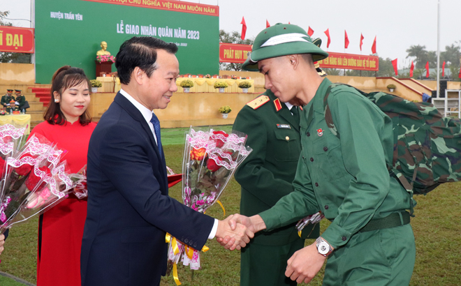 Yên Bái tưng bừng ngày hội tòng quân ảnh 1 Yên Bái tưng bừng ngày hội tòng quân ảnh 1