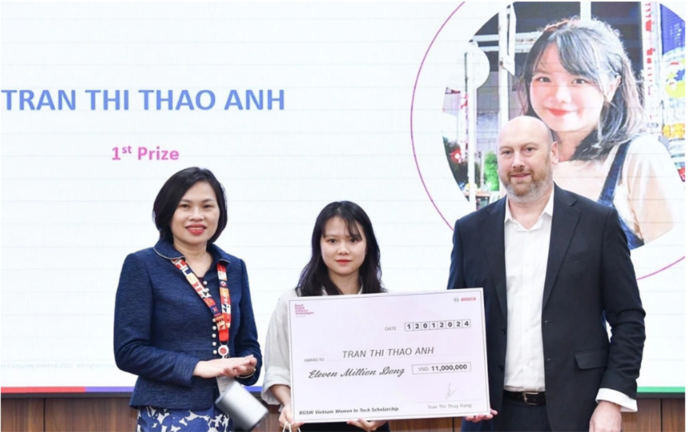 Nữ sinh Bách khoa và bí quyết giành liên hoàn học bổng ảnh 1