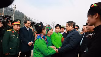 Thủ tướng Chính phủ Phạm Minh Chính dự Lễ khánh thành các dự án tái thiết khu dân cư Làng Nủ, Nậm Tông, Kho Vàng