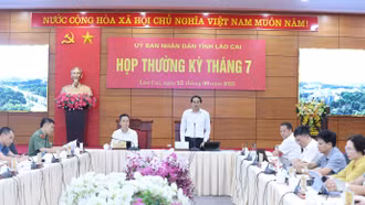 Dù còn một ngày hoạt động, cấp huyện vẫn phải hoàn thành trọn vẹn công việc được giao