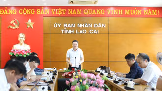 Huy động thêm các nguồn vốn ngoài ngân sách để hỗ trợ làm nhà ở cho hộ nghèo, cận nghèo