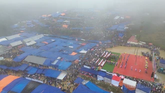 Hàng nghìn người dân và du khách tham dự lễ hội Gầu tào tại xã Pha Long