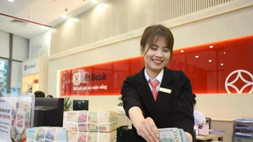 Ngân hàng Nhà nước "lệnh" bảo đảm tiền mặt, thanh toán thông suốt dịp Tết Bính Ngọ