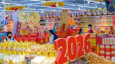 Thủ tướng yêu cầu không để thiếu hàng, tăng giá bất hợp lý dịp Tết Bính Ngọ 2026