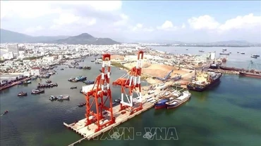 Doanh nghiệp vận tải biển chuẩn bị kịch bản nếu eo biển Hormuz đóng cửa