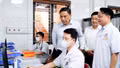 Đồng chí Hoàng Giang – Phó Bí thư Thường trực Tỉnh ủy, Chủ tịch Hội đồng Nhân dân tỉnh kiểm tra công tác khám sức khỏe định kỳ cho người dân tại xã Mậu A