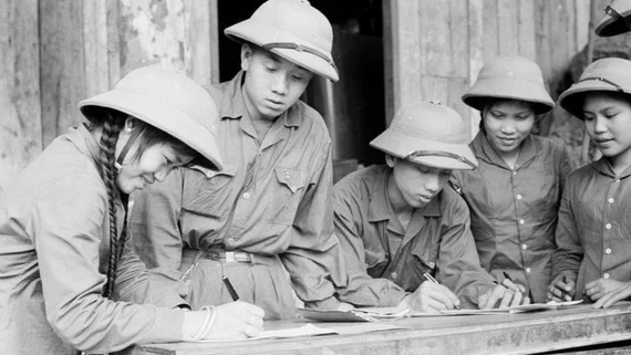 Tăng mức trợ cấp hằng tháng đối với thanh niên xung phong