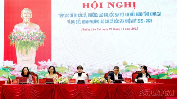 Tổ đại biểu số 10 HĐND tỉnh tiếp xúc cử tri phường Lào Cai và xã Cốc San