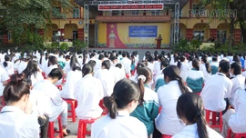 Tuyên truyền phòng, chống lừa đảo trên không gian mạng cho học sinh