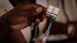 Mở rộng cơ hội cho trẻ em tiếp cận vaccine chống sốt rét