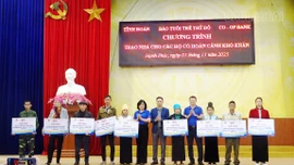 Trao 540 triệu đồng hỗ trợ xây nhà cho 9 hộ nghèo tại xã Hạnh Phúc