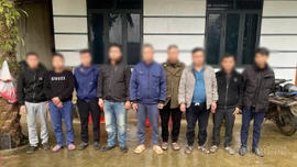 Công an xã Bảo Ái xử phạt 9 đối tượng về hành vi đánh bạc