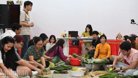 Sắc Xuân Tết Bính Ngọ tại Thái Lan