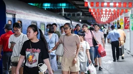 Từ 26/3, giá vé hành khách đi tàu hoả tăng thêm 3%